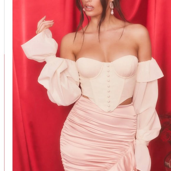 Oh Polly ALLURING  Satin Frill Mini Skirt in Blush UK10 - Picture 2 of 4